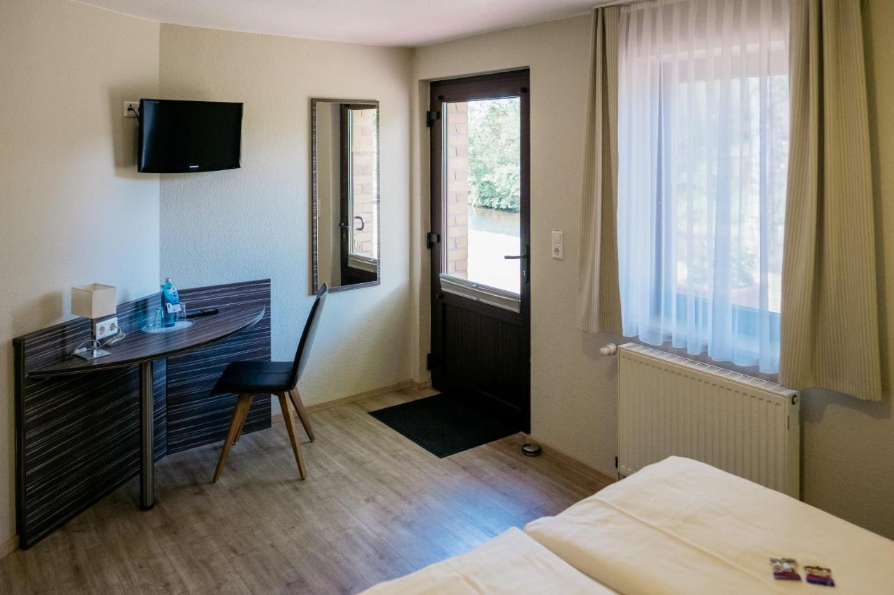 Hotel Bootshaus Bedekaspel Esterno foto