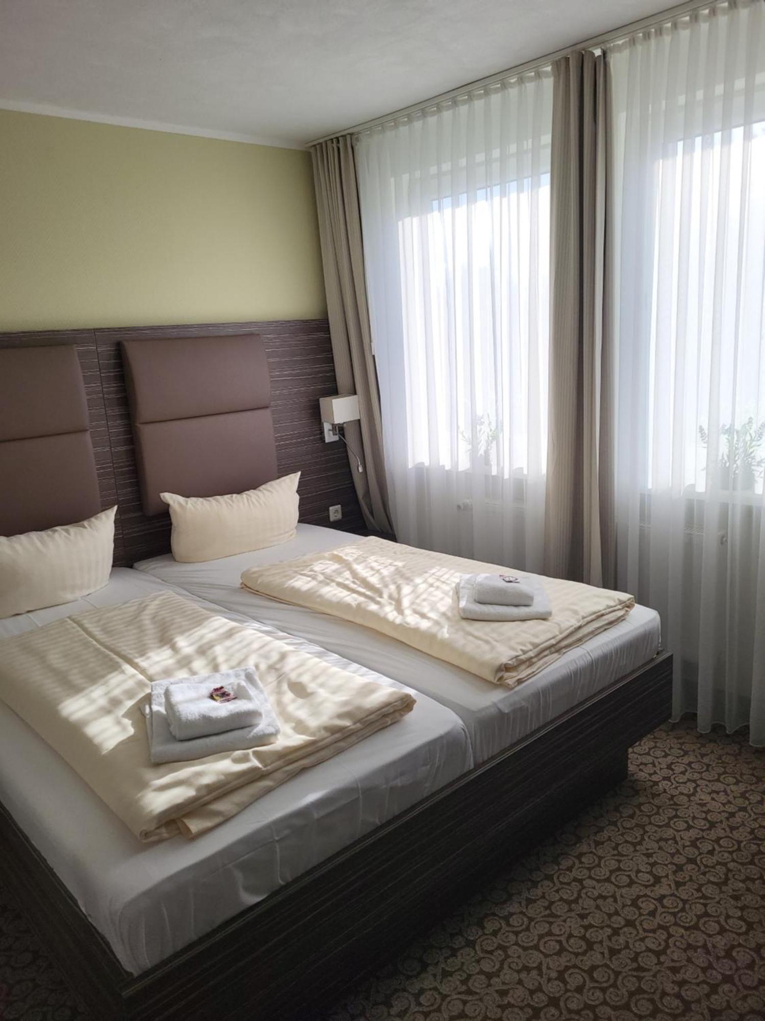 Hotel Bootshaus Bedekaspel Esterno foto