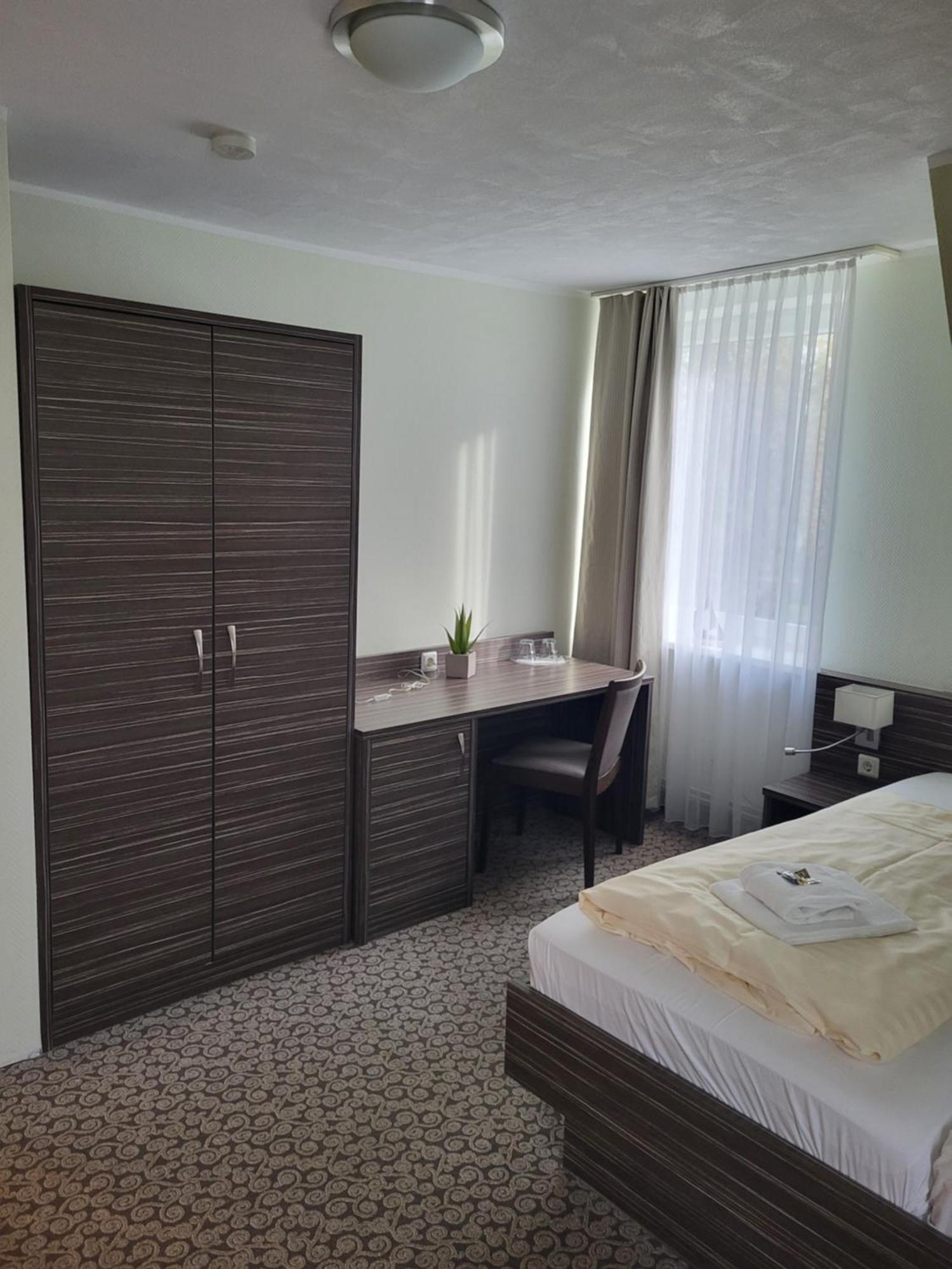 Hotel Bootshaus Bedekaspel Esterno foto