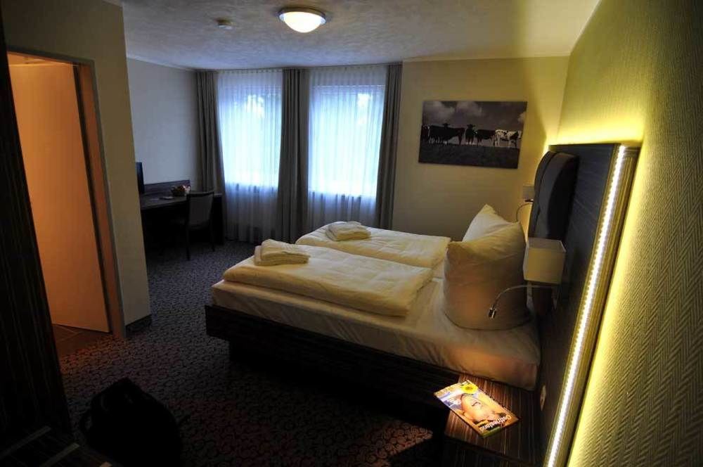 Hotel Bootshaus Bedekaspel Esterno foto